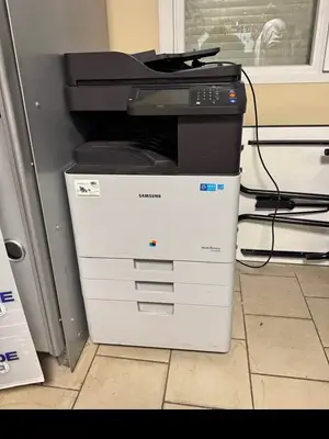 Samsung MultiXpress X3220NR, photocopieur multifonction laser couleur