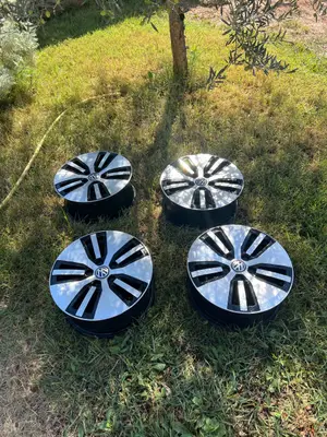4 jantes Volkswagen 16 pouces d'origine pour e-Golf