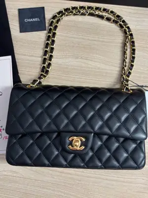 Sac bandoulière Chanel en parfait état, très peu utilisé