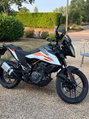 KTM 390 Adventure en parfait état, 13 000 km au compteur - Miniature 2