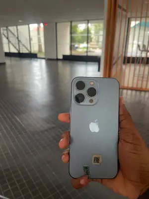 iPhone 13 Pro 256 Go Bleu - Bon état