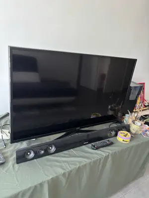 Mobilier, télévision, audio et électroménager à vendre - Miniature 5