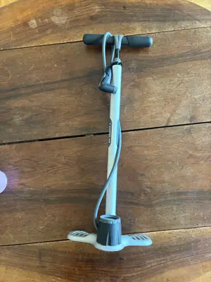 Pompe à vélo Btwin