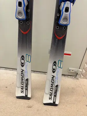 Skis Salomon - Miniature 2