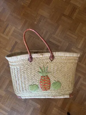 Grand panier de plage en osier
