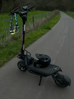 Trottinette Rovoron R7 - Très bon état - Miniature 2