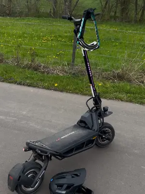 Trottinette Rovoron R7 - Très bon état - Miniature 4