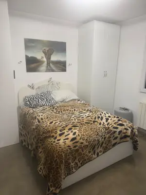 Appartement à louer aux Pavillons-sous-+33 6 22 17 08 02Bois - loyer 800 € par mois - Miniature 3