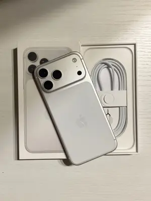 iPhone 17 Pro Max 512 Go - Comme neuf
