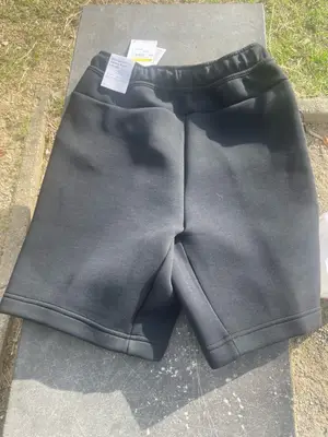 Short Nike Tech noir, taille S - Miniature 2