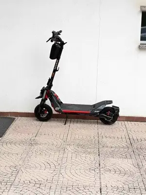 Trottinette électrique Segway ZT3 Pro - vitesse max 37 km/h - Miniature 3