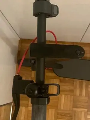 Trottinette électrique Xiaomi à 350 € - Miniature 5