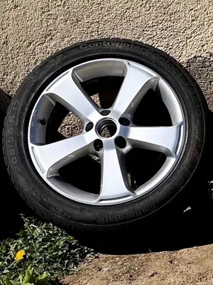 Pack 4 jantes 17" + pneus hiver Continental 205/50 R17