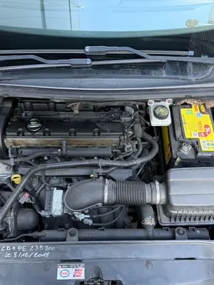 Peugeot 307 cabriolet - Moteur impeccable - Miniature 2
