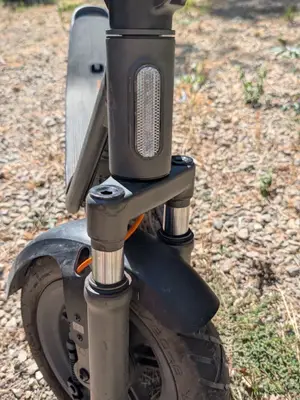 Trottinette électrique Xiaomi 6, moteur 400 W et autonomie jusqu’à 45 km - Miniature 5