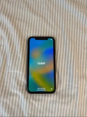 iPhone XR 64GB - Batterie 82% - Tout fonctionnel