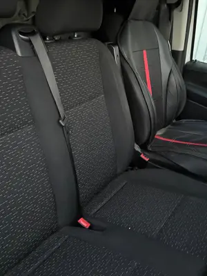 Mercedes-Benz Vito 110 CDI Long Pro 2021, diesel, boîte manuelle, 68 500 km - Miniature 2