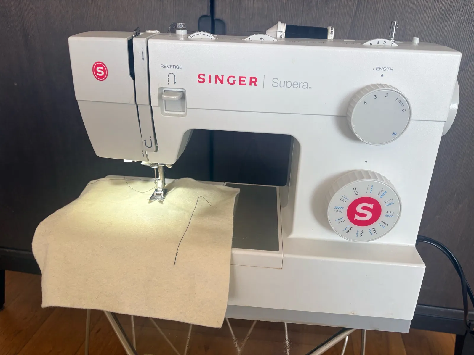 Machine à coudre Singer Supera 5523 Heavy Duty - 23 points - Photo 1