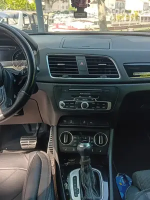 Audi Q3 S-Line 2017 - 97000 km - Très bon état - Miniature 4