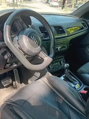 Audi Q3 S-Line 2017 - 97000 km - Très bon état - Miniature 3