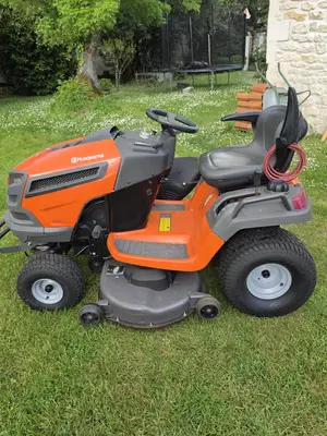 Tracteur tondeuse Husqvarna TS 346 - 143h - Parfait état - Miniature 2