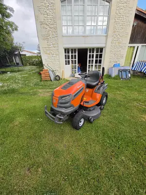 Tracteur tondeuse Husqvarna TS 346 - 143h - Parfait état - Miniature 3