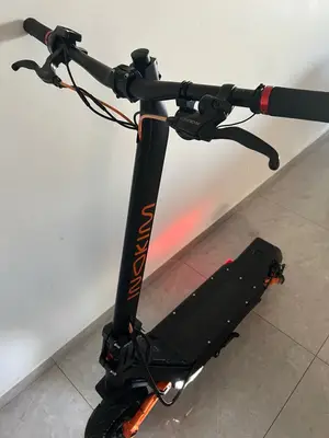 Scooter électrique Inokim noir et orange, double suspension, excellent état - Miniature 2