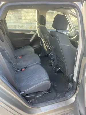 Citroën C4 Picasso 1.6 HDi - 192 000 km, démarre et roule - Miniature 5