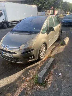 Citroën C4 Picasso 1.6 HDi - 192 000 km, démarre et roule - Miniature 4
