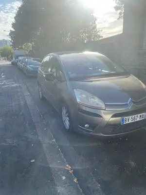 Citroën C4 Picasso 1.6 HDi - 192 000 km, démarre et roule - Miniature 2