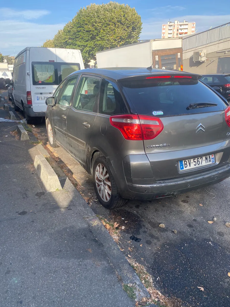 Citroën C4 Picasso 1.6 HDi - 192 000 km, démarre et roule - Photo 1