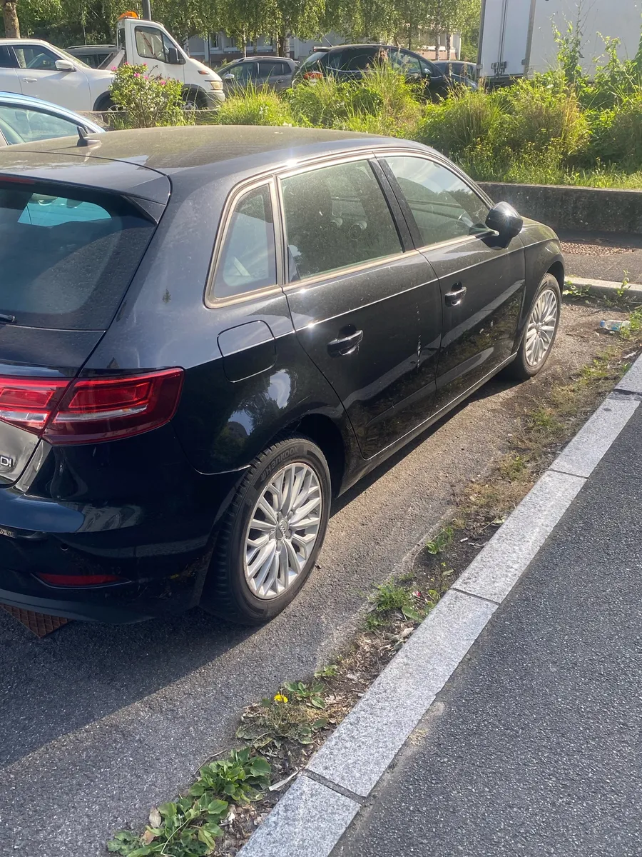Audi A3 8V2 Sportback 1.6 TDI, état mécanique irréprochable, carrosserie à reprendre - Photo 1