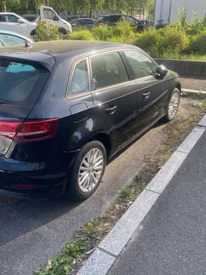 Audi A3 8V2 Sportback 1.6 TDI, état mécanique irréprochable, carrosserie à reprendre