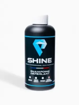 Shampoing déperlant nettoyant et protecteur à séchage rapide
