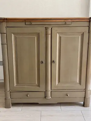 Buffet parisien vintage patine argentée 4 étagères et 2 tiroirs