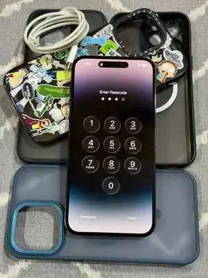 iPhone 14 Pro Max Noir Sidéral 128Go - Très bon état - Miniature 4