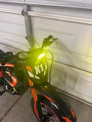 Moto électrique QRONGE Spark X1 4500W, neuve 0 km, batterie amovible - Miniature 3