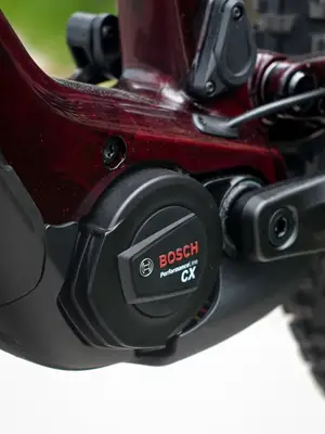 VTT électrique CUBE Stereo Hybrid 155 bordeaux comme neuf, batterie 750 Wh - Miniature 4