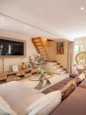 Maison de ville 156m² avec piscine, vue mer - Miniature 5