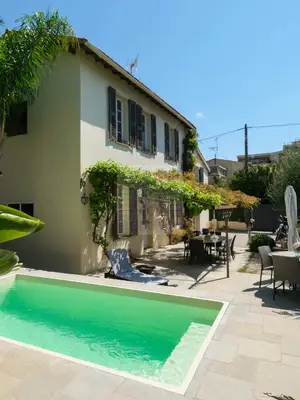 Maison de ville 156m² avec piscine, vue mer
