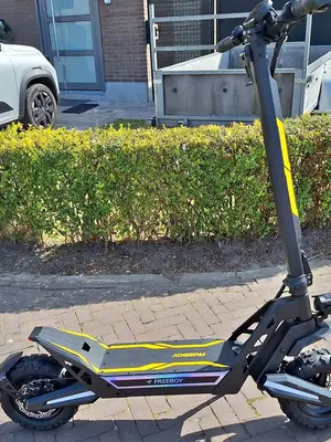 Trottinette - Miniature 3