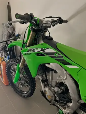 Kawasaki KX 250F 2023/2024 - Excellent état - Miniature 5