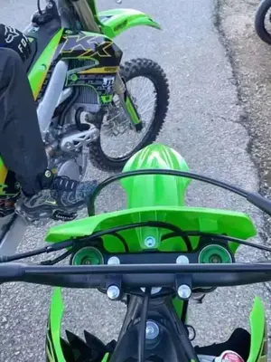 Kawasaki KX 250F 2023/2024 - Excellent état