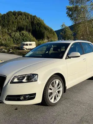 AUDI A3 2.0 TDI PREMIUM 2010