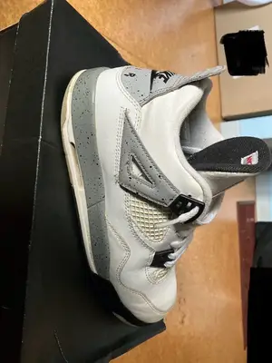 Jordan 4 White Cement - Pointure 39 - Très bon état - Miniature 4