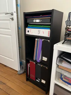Bibliothèque IKEA noire - rangement pratique - Miniature 2