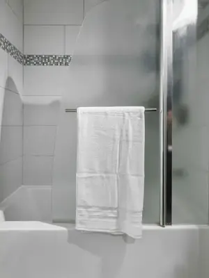 Appartement F3 à Paris avec deux chambres et emplacement parfait - Miniature 3