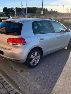 Volkswagen Golf 1.6 TDI 2009 - 258 000 km - Miniature 5