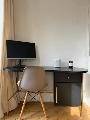 Bureau mid-century noir et laiton avec rangements