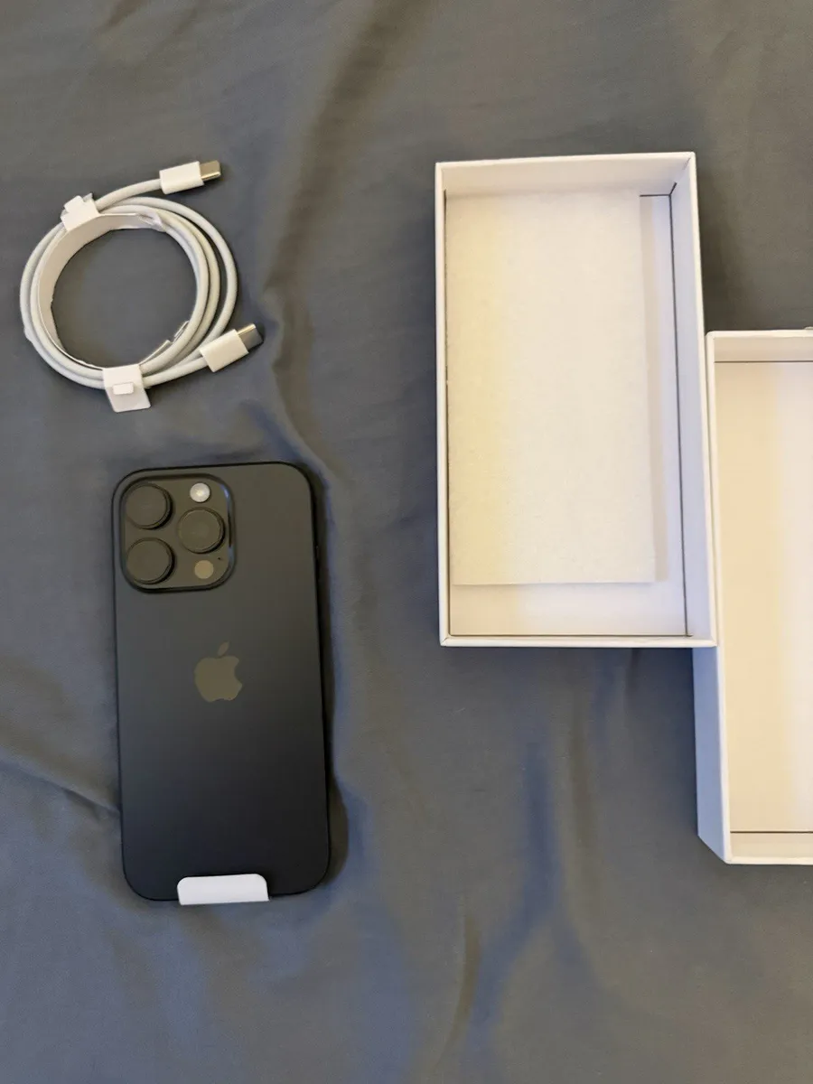 Apple iPhone 16 Pro 128Go Noir - Bon état - Photo 1
